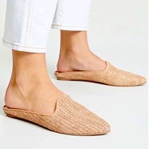 Dolce Vita Raffia Mules